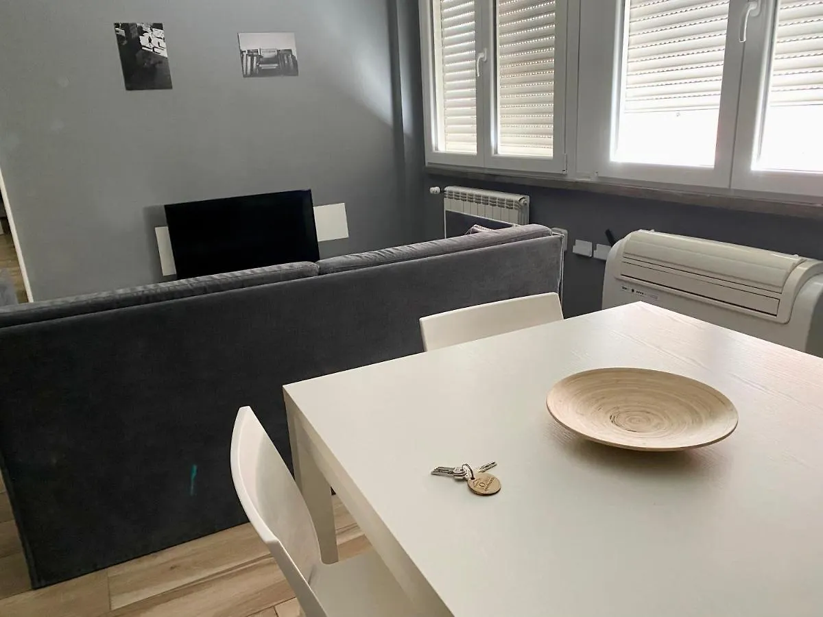 Appartamento In Centro Storico - Via Mascarella - Universita Bologna 0*,  Italien